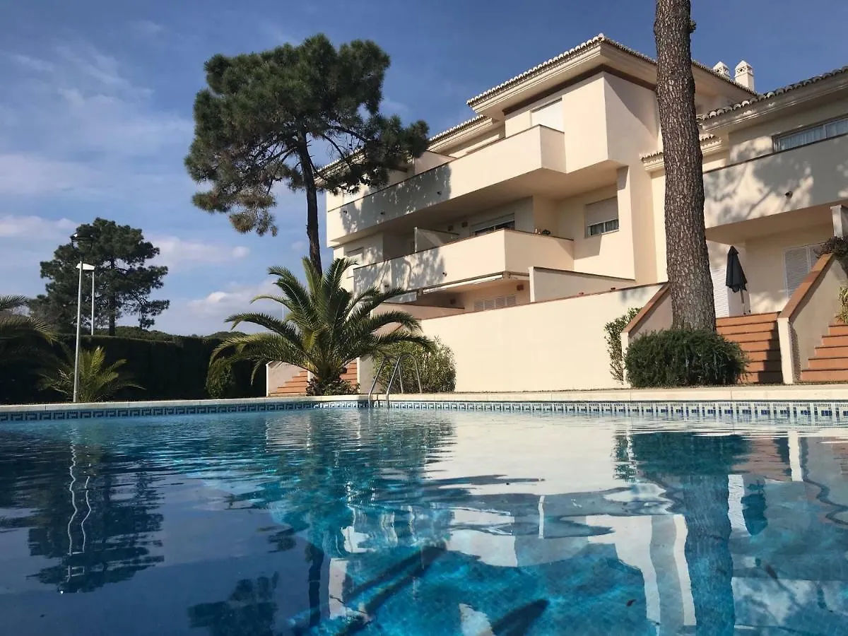 Very Nice Family Apartment, Direct Pool Access Marbella